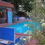 Hg Cappelli Μοντεκατίνι Τέρμε